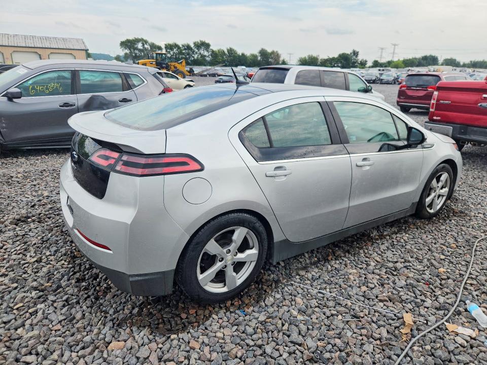 Photo 3 from auction – 2012 CHEVROLET VOLT with VIN 1G1RA6E4XCU127363