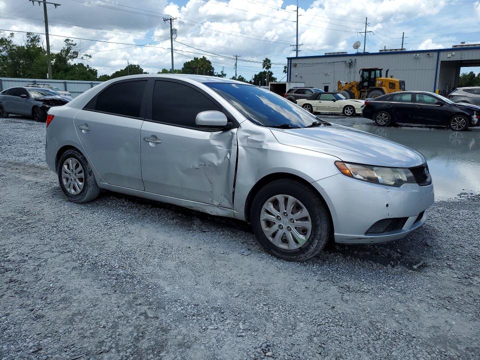 Photo 4 from auction – 2010 KIA FORTE with VIN KNAFT4A23A5186711