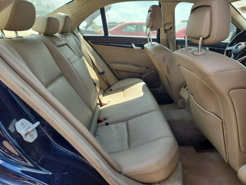 Photo 10 from auction – 2014 MERCEDES-BENZ C with VIN WDDGF4HB7EA959333