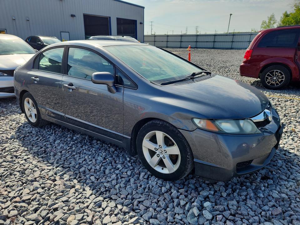 Photo 4 from auction – 2011 HONDA CIVIC with VIN 19XFA1F62BE043838