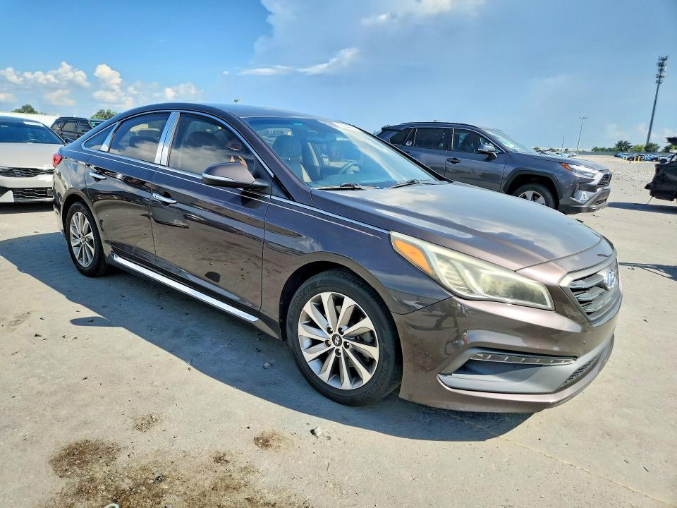 Photo 4 from auction – 2015 HYUNDAI SONATA with VIN 5NPE34AF1FH256537