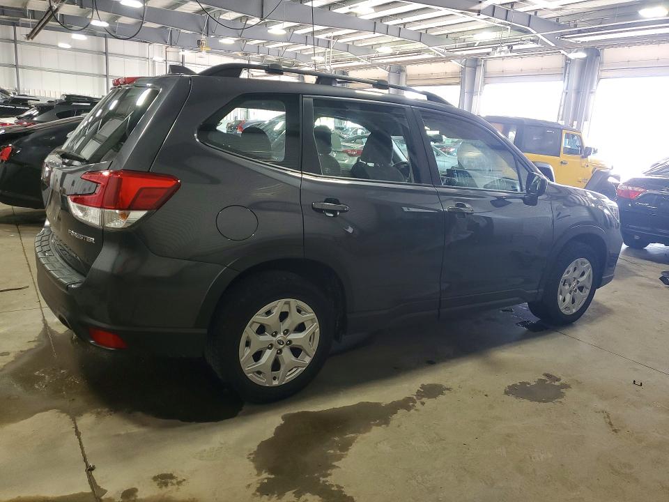 Photo 3 from auction – 2020 SUBARU FORESTER with VIN JF2SKADCXLH527418