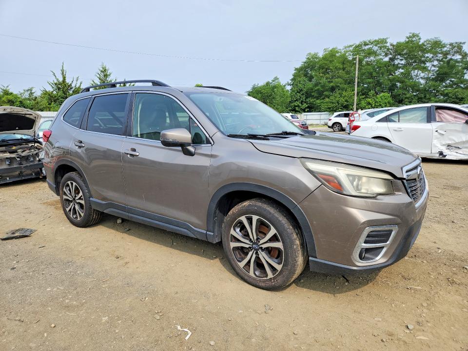 Photo 4 from auction – 2019 SUBARU FORESTER with VIN JF2SKAUC8KH555040