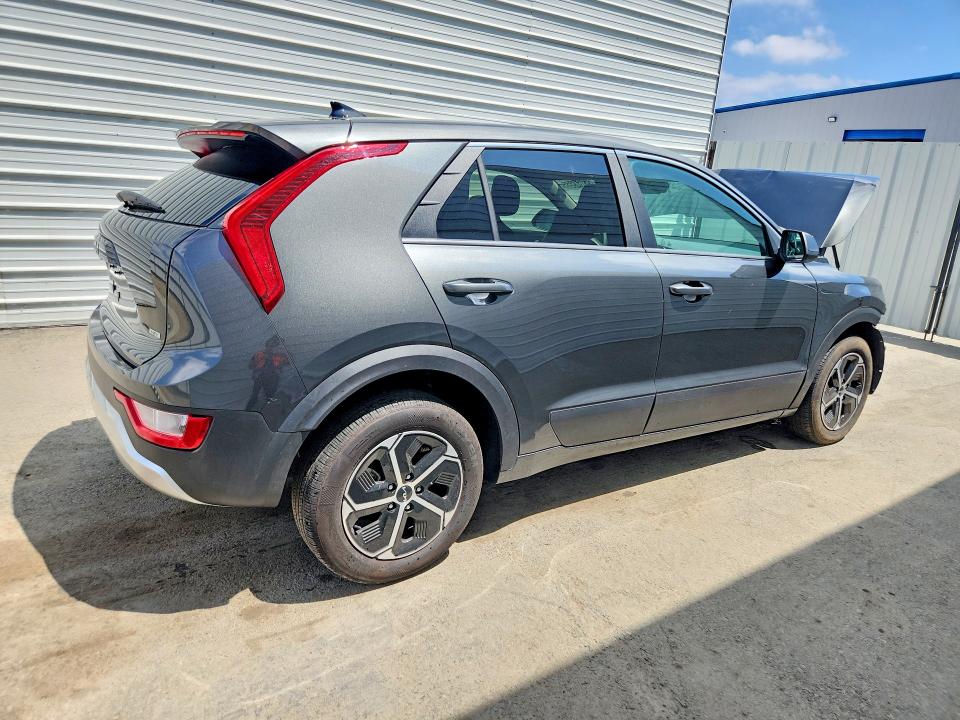 Photo 3 from auction – 2026 KIA NIRO with VIN KNDCP3LE8T5330137