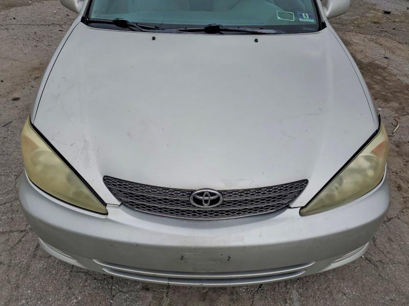 Photo 11 from auction – 2002 TOYOTA CAMRY with VIN 4T1BE32K02U055713