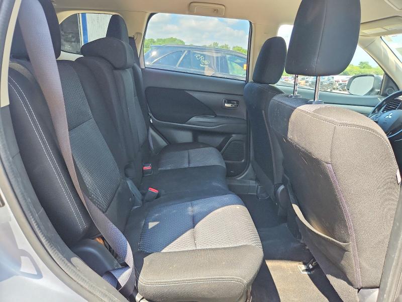 Photo 11 from auction – 2016 MITSUBISHI OUTLANDER with VIN JA4AZ3A39GZ033437