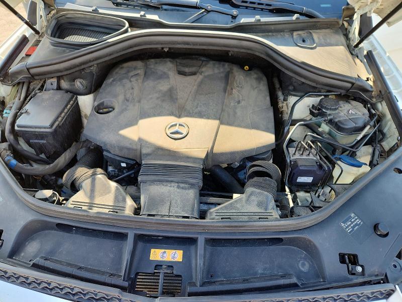 Photo 12 from auction – 2014 MERCEDES-BENZ GL with VIN 4JGDF2EE2EA313144