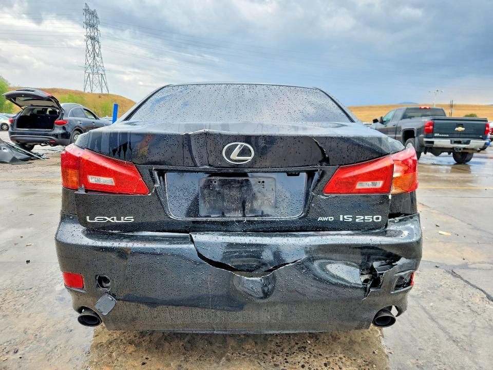 Photo 6 from auction – 2006 LEXUS IS with VIN JTHCK262762005297