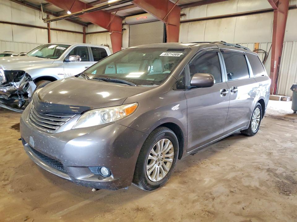 TOYOTA SIENNA 2014 with VIN 5TDYK3DC5ES490541 - Photo from auction