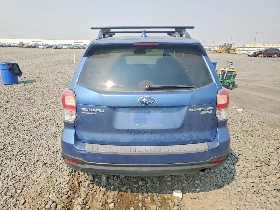 Photo 6 from auction – 2017 SUBARU FORESTER with VIN JF2SJAEC4HH458640