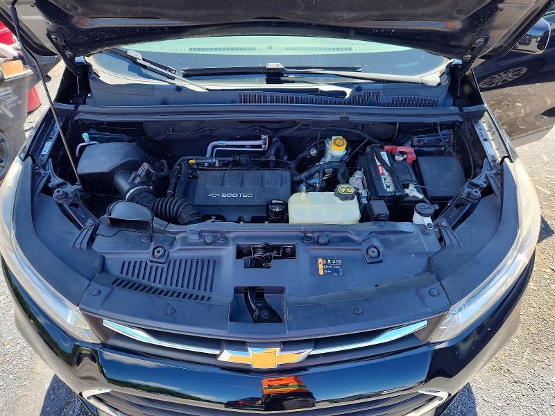 Photo 11 from auction – 2018 CHEVROLET TRAX with VIN 3GNCJKSB5JL322343