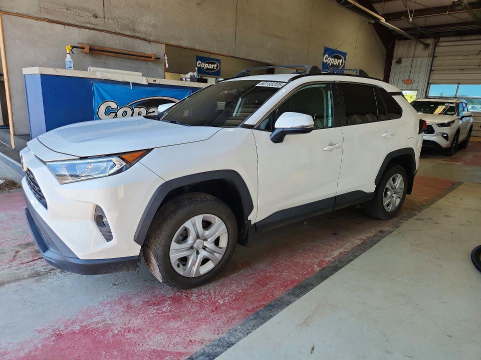 TOYOTA RAV4 2021 with VIN 2T3P1RFV3MW153931 - Photo from auction