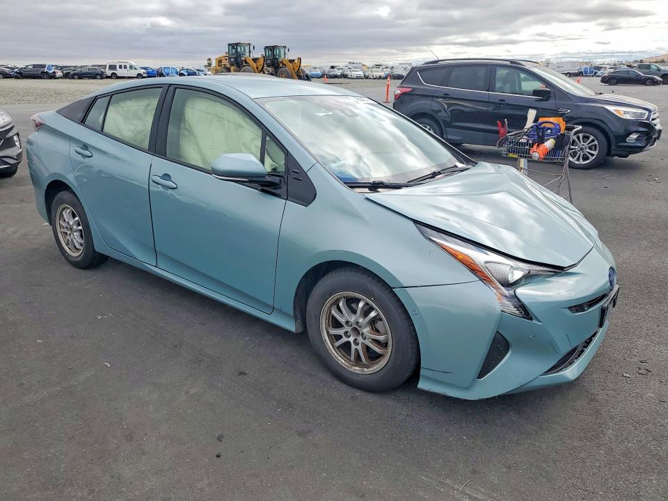 Photo 4 from auction – 2017 TOYOTA PRIUS with VIN JTDKARFUXH3052914