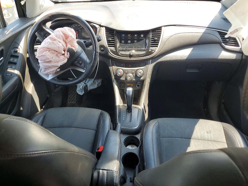 Photo 8 from auction – 2018 CHEVROLET TRAX with VIN 3GNCJLSB0JL383332