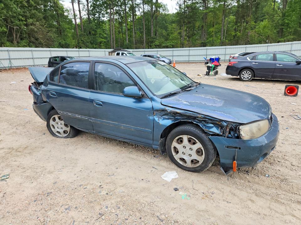 Photo 4 from auction – 2002 HYUNDAI ELANTRA with VIN KMHDN45D12U415812