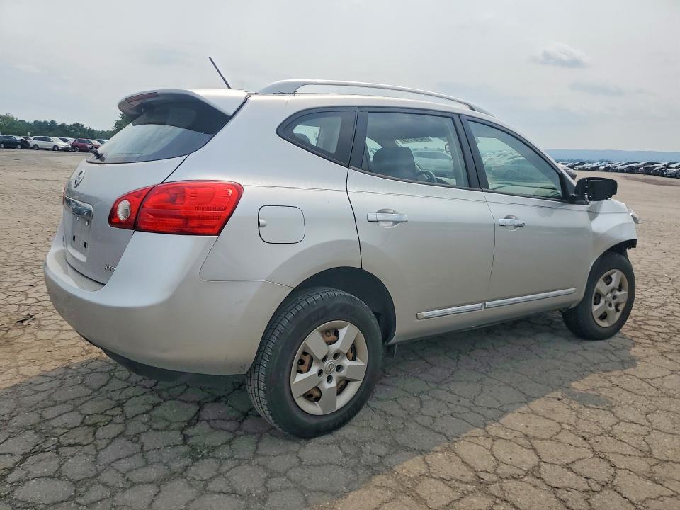 Photo 3 from auction – 2015 NISSAN ROGUE SELECT with VIN JN8AS5MV4FW764056