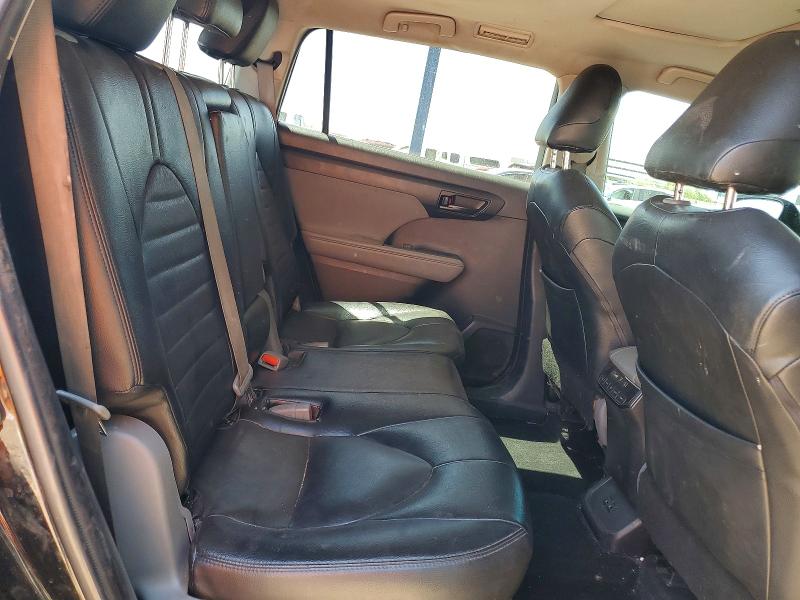 Photo 11 from auction – 2022 TOYOTA HIGHLANDER with VIN 5TDZZRAH7NS543338