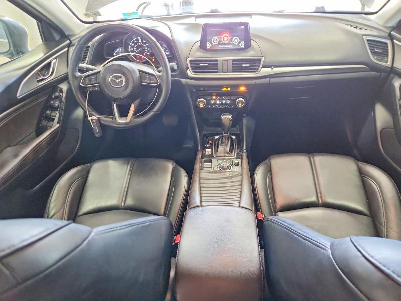 Photo 8 from auction – 2018 MAZDA 3 with VIN 3MZBN1V31JM242097