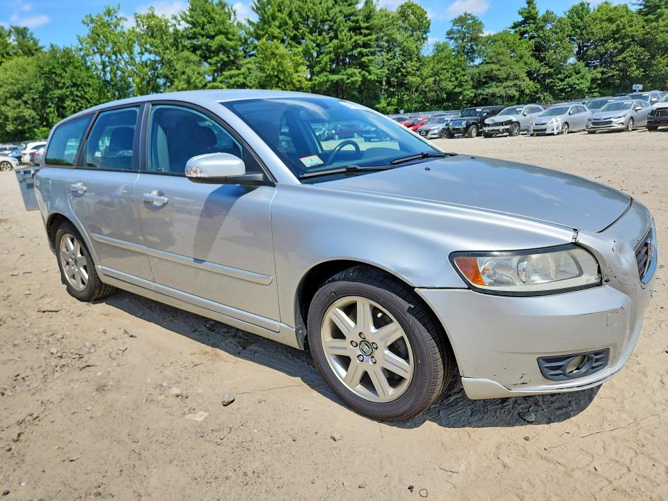 Photo 4 from auction – 2010 VOLVO V50 with VIN YV1382MW8A2526845