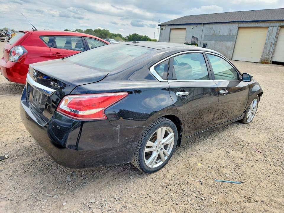 Photo 3 from auction – 2013 NISSAN ALTIMA with VIN 1N4BL3AP6DN403895