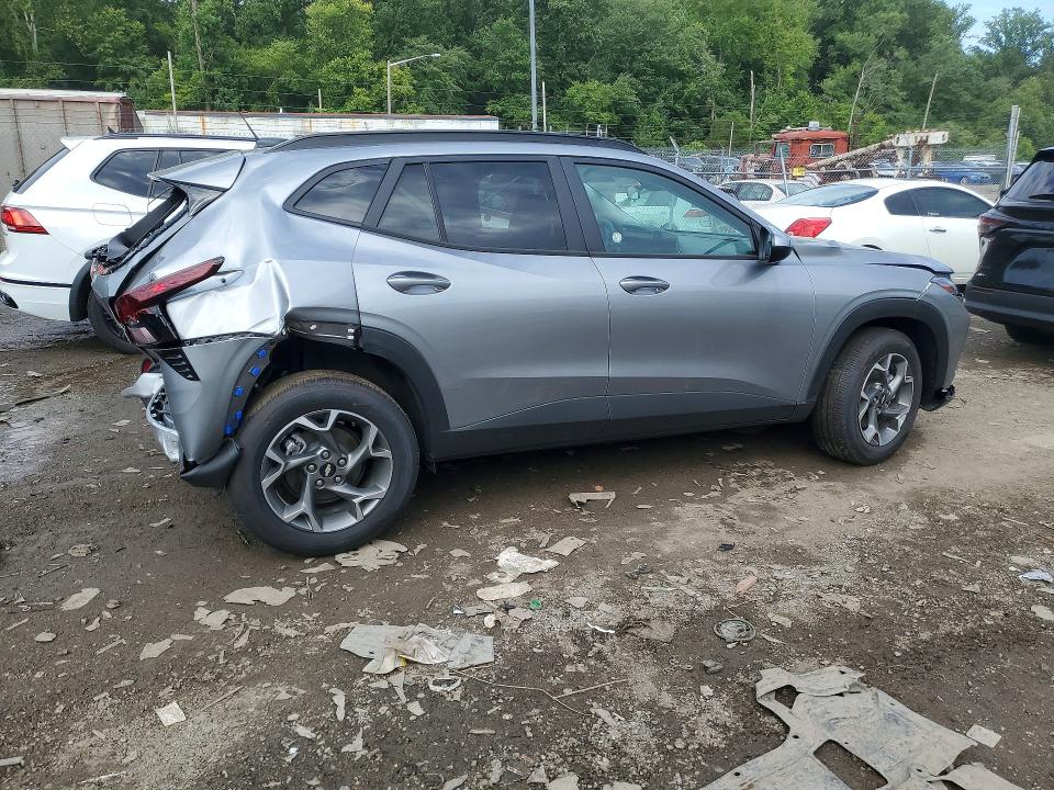 Photo 3 from auction – 2026 CHEVROLET TRAX with VIN KL77LHEP6TC130245