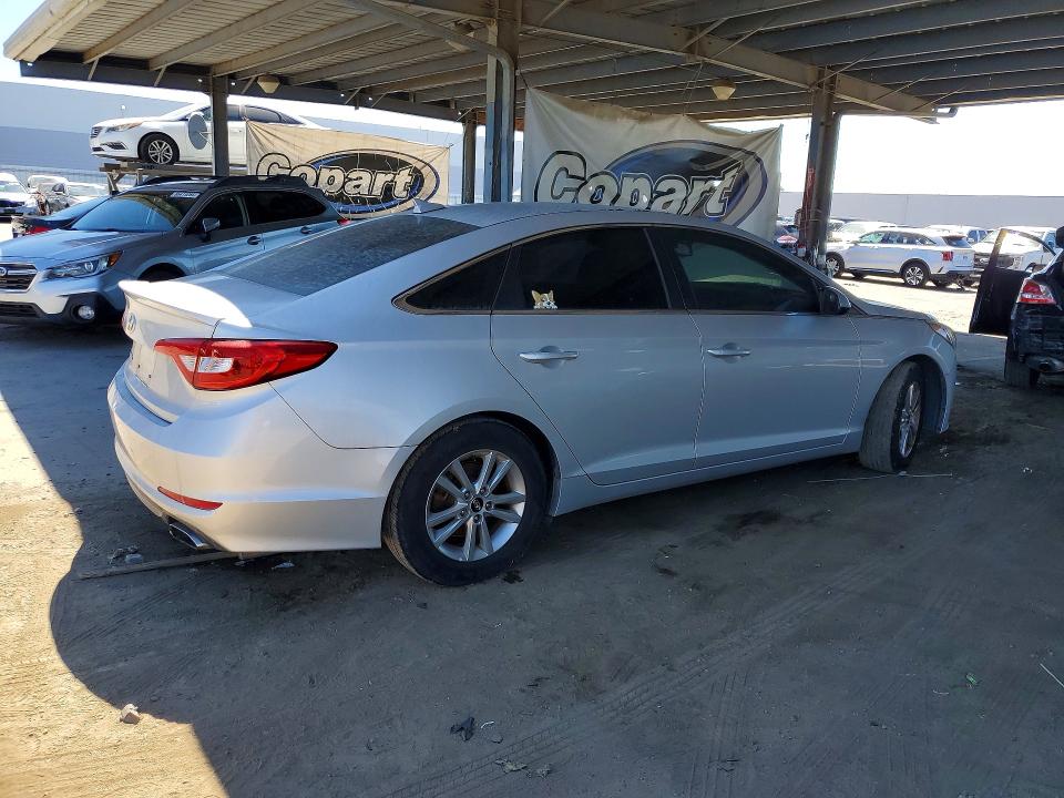 Photo 3 from auction – 2016 HYUNDAI SONATA with VIN 5NPE24AF5GH360579