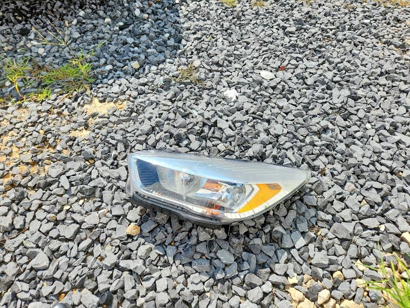 Photo 12 from auction – 2018 FORD ESCAPE with VIN 1FMCU9GD9JUD14637