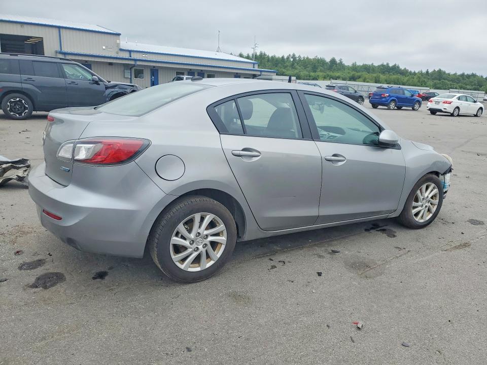 Photo 3 from auction – 2012 MAZDA 3 with VIN JM1BL1W80C1647127