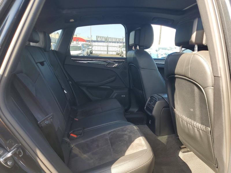 Photo 11 from auction – 2020 PORSCHE MACAN with VIN WP1AA2A51LLB01976