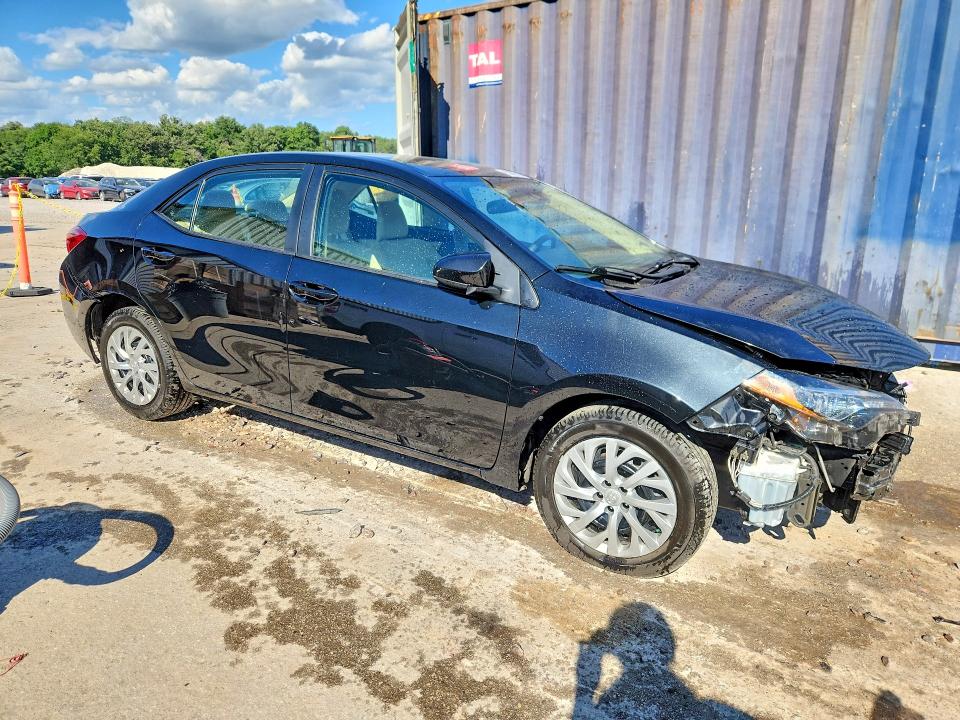 Photo 4 from auction – 2018 TOYOTA COROLLA with VIN 2T1BURHEXJC034858