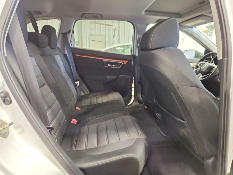 Photo 11 from auction – 2017 HONDA CR-V with VIN 5J6RW2H55HL048597