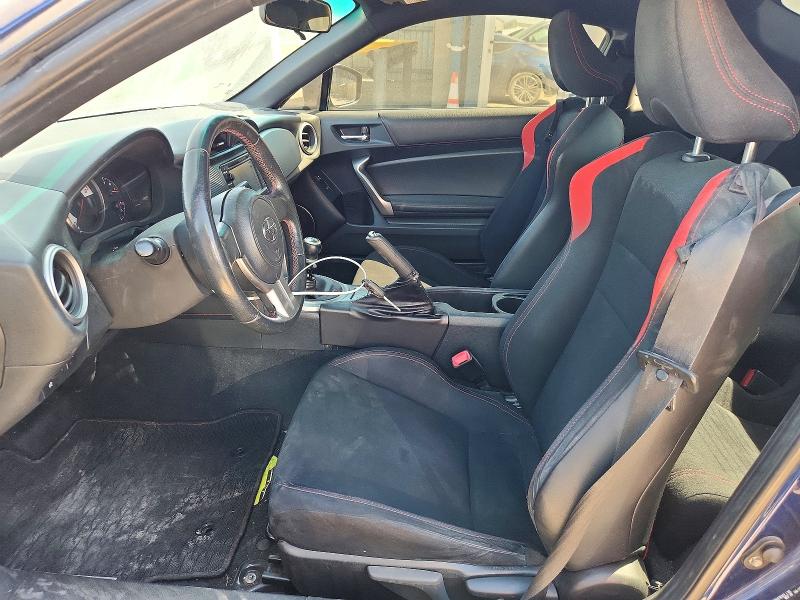 Снимка 7 от търг – 2015 SCION FR-S с VIN JF1ZNAA1XF9713004