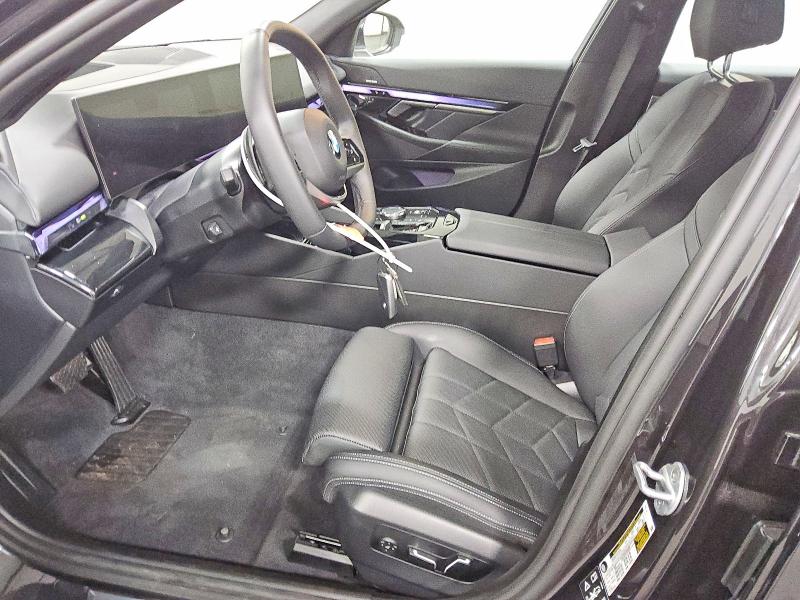 Photo 7 from auction – 2027 BMW 540 with VIN WBA63FJ06VCY13073