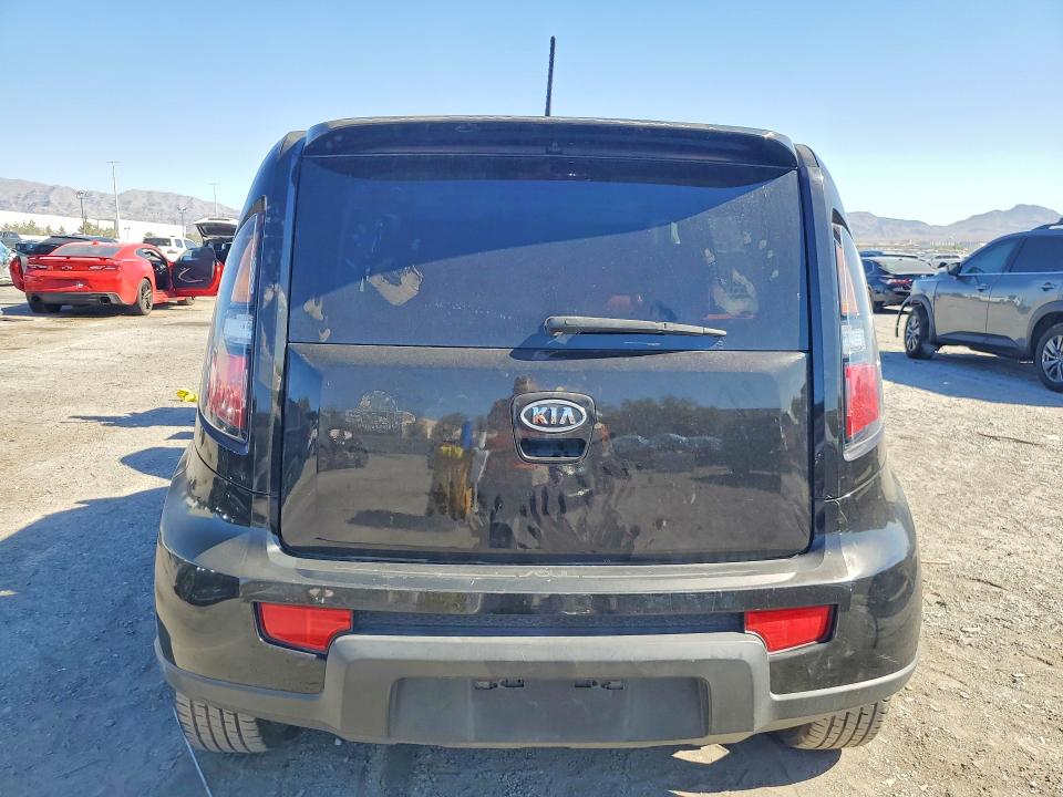 Photo 6 from auction – 2011 KIA SOUL with VIN KNDJT2A22B7274320