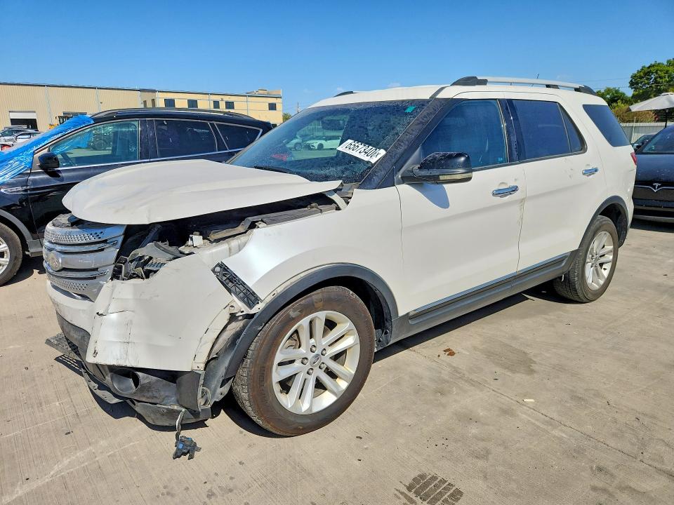 FORD EXPLORER 2011 with VIN 1FMHK8D82BGA46172 - Photo from auction
