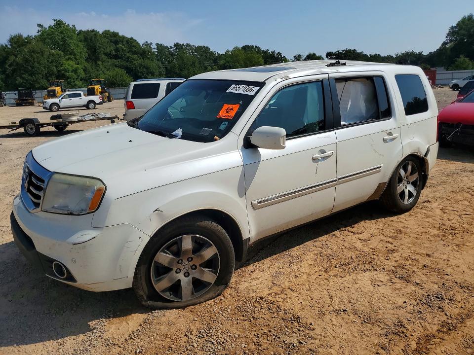 HONDA PILOT 2012 with VIN 5FNYF3H92CB027096 - Photo from auction