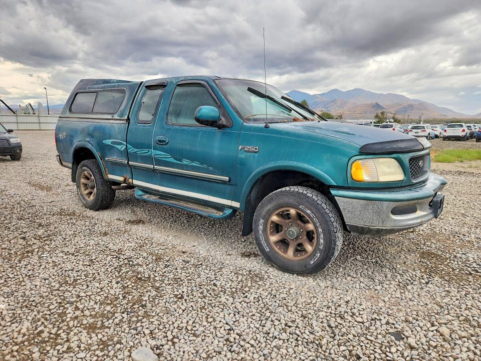 Photo 4 from auction – 1997 FORD F250 with VIN 1FTFX28L6VKC43324