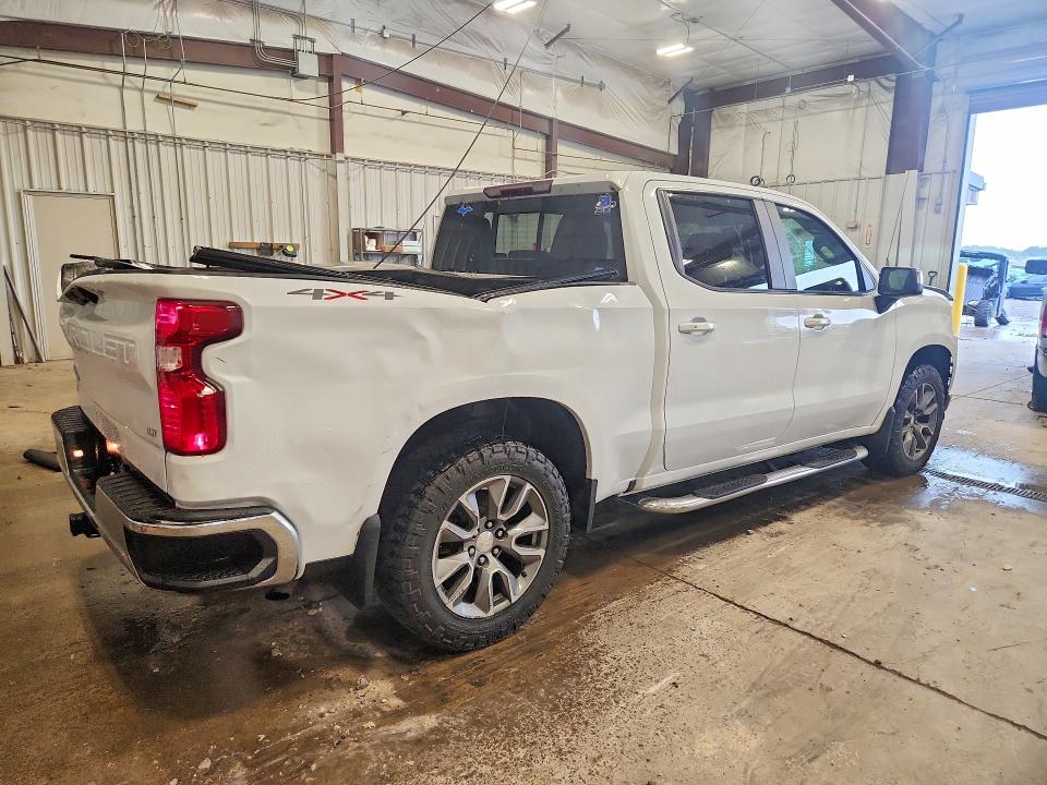 Photo 3 from auction – 2019 CHEVROLET SILVERADO with VIN 1GCUYDED4KZ377801