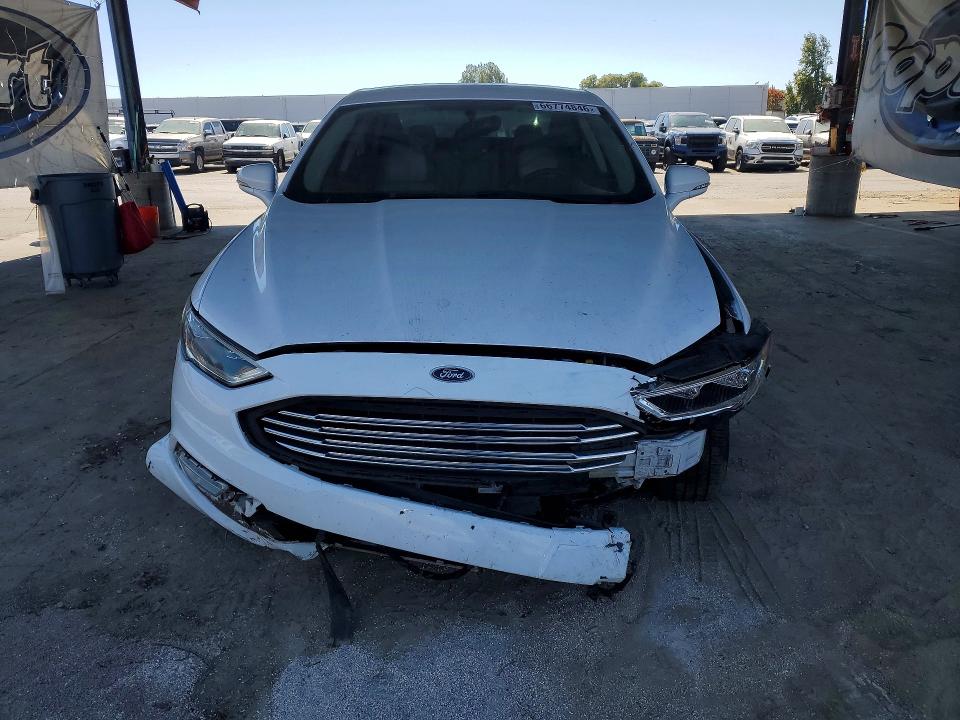 Photo 5 from auction – 2017 FORD FUSION with VIN 3FA6P0K99HR114551