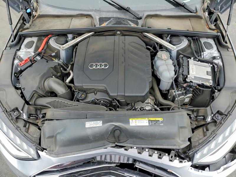 Foto 11 de la subasta – 2022 AUDI A4 con VIN WAUBBAF41NN008456