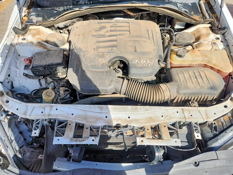 Фото 11 с аукциона – 2019 CHRYSLER 300 с VIN 2C3CCAAG1KH609851