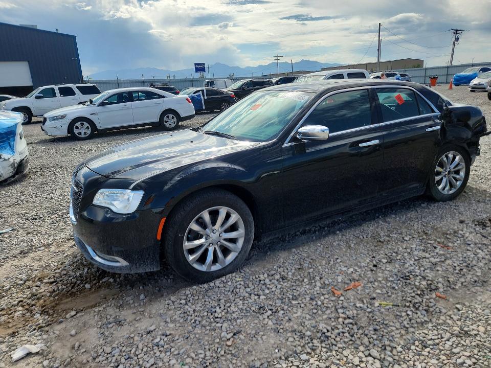 CHRYSLER 300 2018 с VIN 2C3CCAKG6JH118091 - Снимка от търг