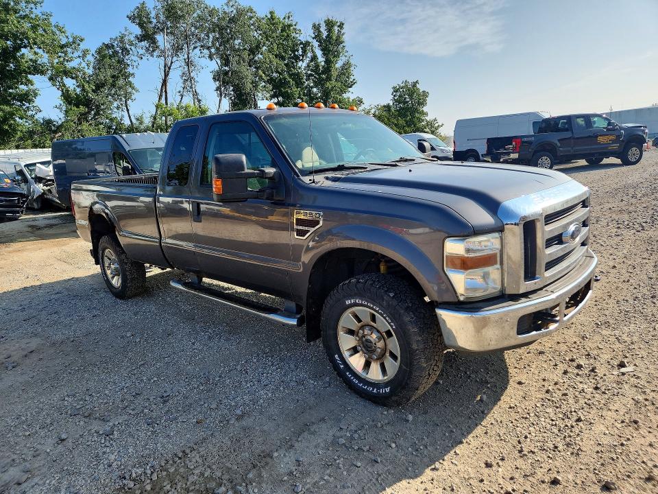 Photo 4 from auction – 2008 FORD F350 with VIN 1FTWX31R38EB61963