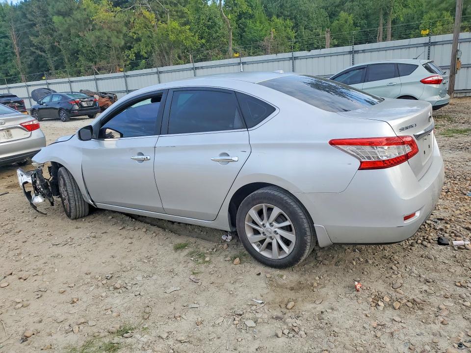 Photo 2 from auction – 2015 NISSAN SENTRA with VIN 3N1AB7AP1FY338625