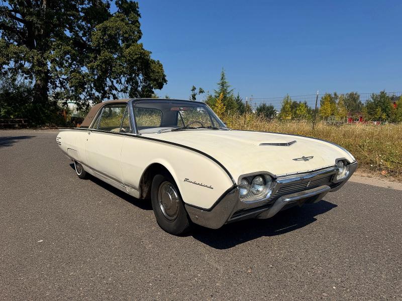 1961 FORD T-BIRD - Търг №66808026