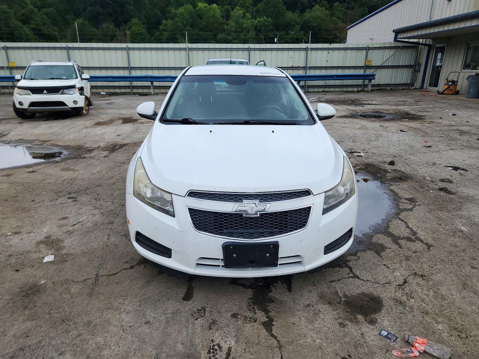 Photo 5 from auction – 2013 CHEVROLET CRUZE with VIN 1G1PC5SB7D7178544
