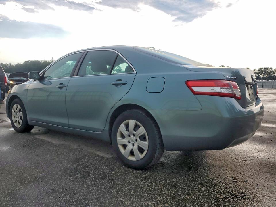 Photo 2 from auction – 2011 TOYOTA CAMRY with VIN 4T1BF3EK3BU641427