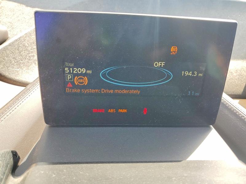 Photo 9 from auction – 2016 BMW I3 with VIN WBY1Z2C51GV556780