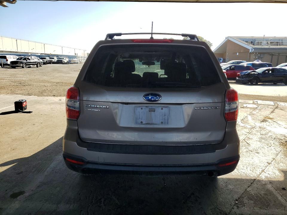 Photo 6 from auction – 2015 SUBARU FORESTER with VIN JF2SJAFC5FH547385