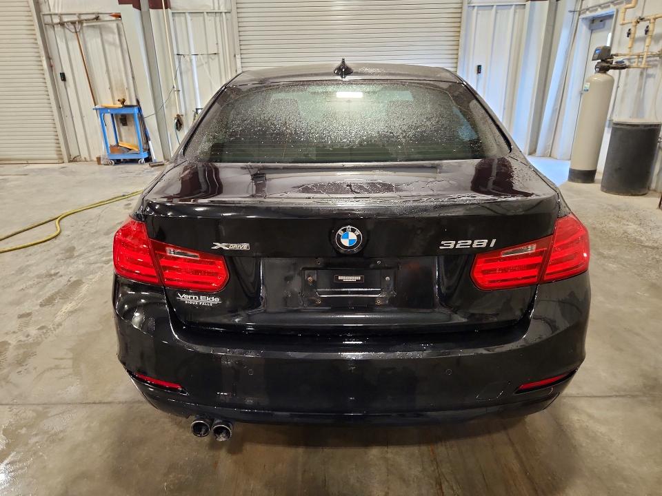 Photo 6 from auction – 2014 BMW 328 with VIN WBA3B3C50EJ978108